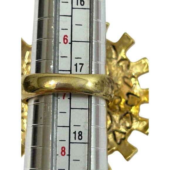 Betsy Johnson Tea Party Fashion Ring Vtg 7 Lucite Crystals Gold Tone Signed - Picture 4 of 17